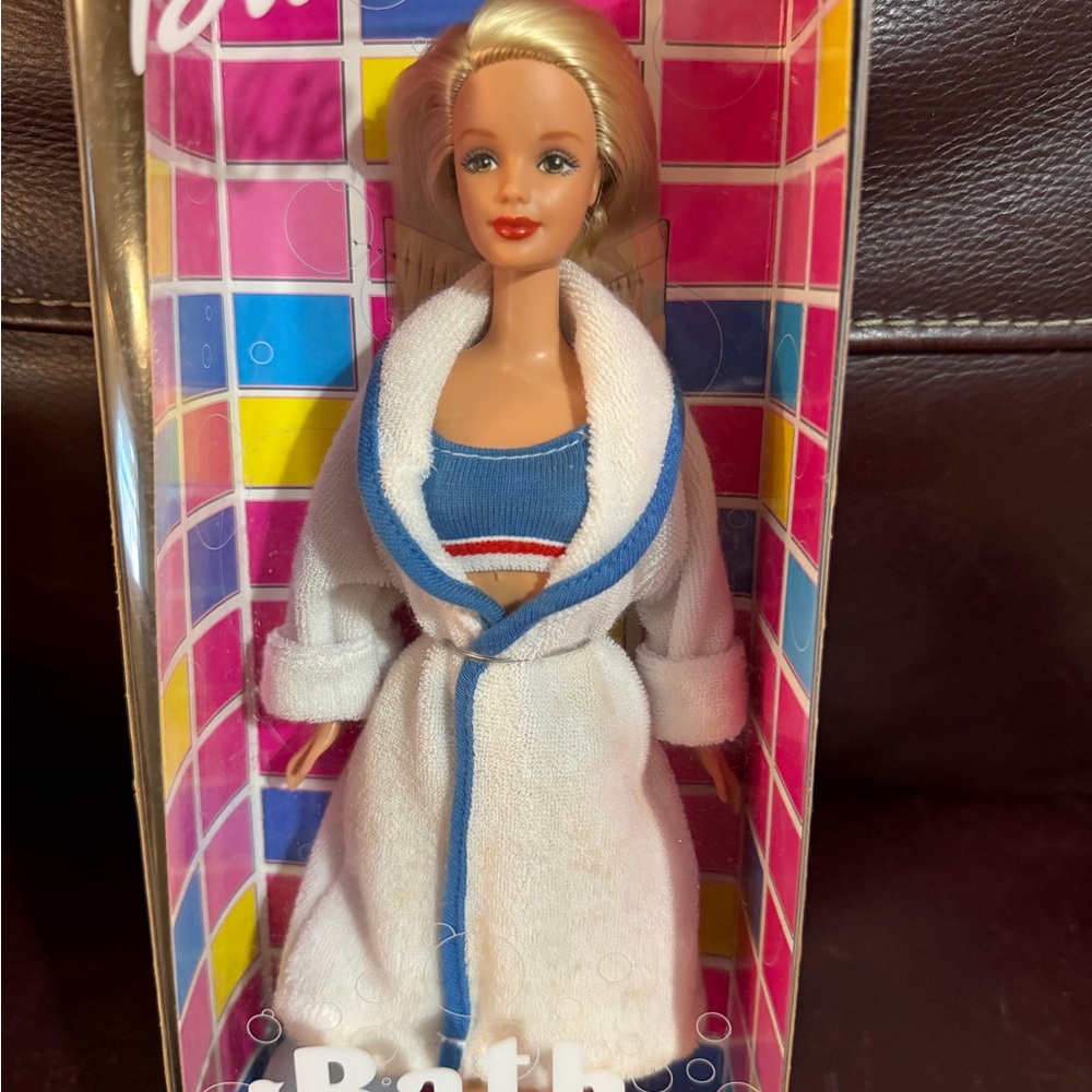 Barbie Bath & Body Set with White and Blue Robe